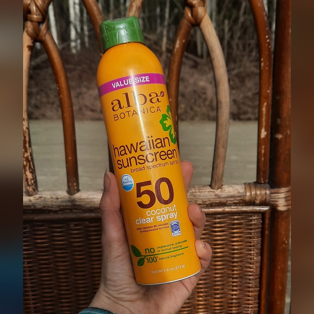 🆕️ Alba Botanica Sunscreen